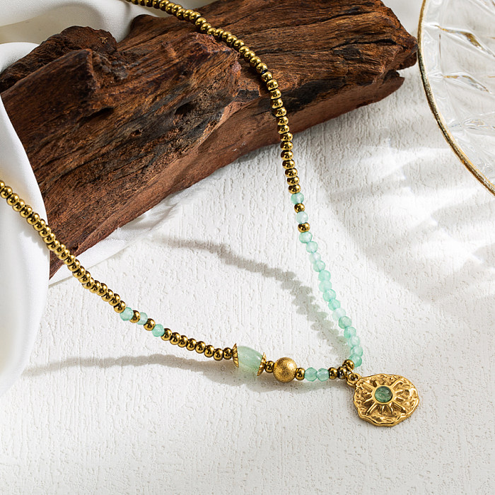 Retro künstlerische runde rechteckige Halskette mit vergoldetem Anhänger aus Edelstahl mit Perlenbeschichtung
