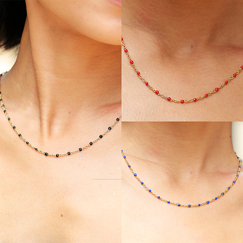 Lässige Basic-Halskette aus einfarbigem Edelstahl mit Perlenbeschichtung und 18-Karat-Vergoldung