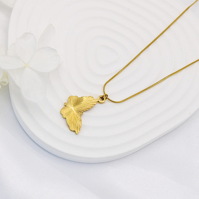 Collier pendentif rond en forme de cœur papillon, Style IG Simple, plaqué en acier inoxydable
