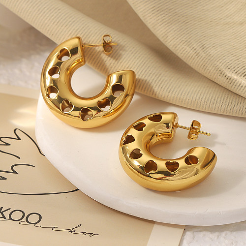 1 par de pinos de orelha banhados a ouro 18K, estilo IG, estilo vintage, estilo simples, formato de coração, vazado