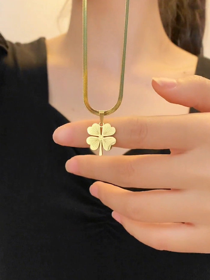 Simple Style Four Leaf Clover Stainless Steel Chain Pendant Necklace