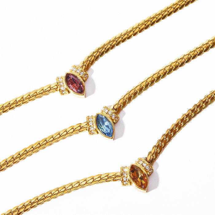 Lässige, schlichte Halskette mit geometrischem Edelstahlüberzug und Inlay-Zirkon-Anhänger, 18 Karat vergoldet