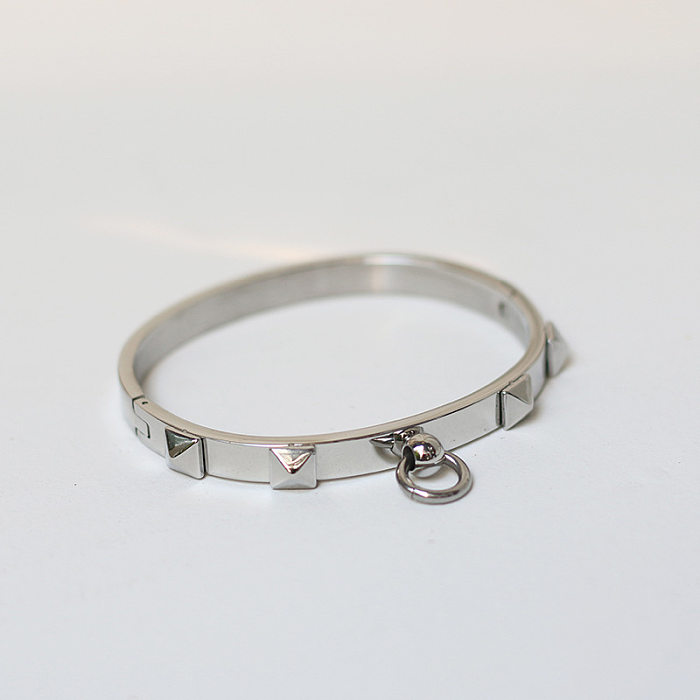 Titanium Steel Round Ring Rivet Buckle Punk Style Bracelet Wholesale Jewelry jewelry