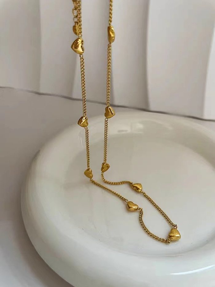 Nischen-Halskette mit dreidimensionaler Pfirsich-Herz-Markierung, mehrere Liebes-Halsketten, vergoldeter Edelstahl, modische Halskette, Schlüsselbeinkette, Fabrik-Direktverkauf