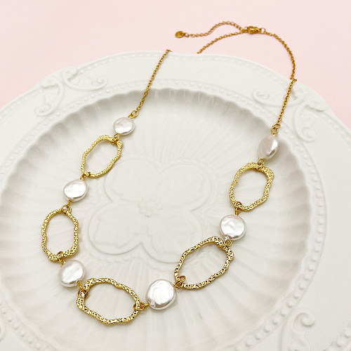 Lässiger, schlichter Stil, unregelmäßige Edelstahl-Perlenbeschichtung, ausgehöhlte, vergoldete lange Halskette