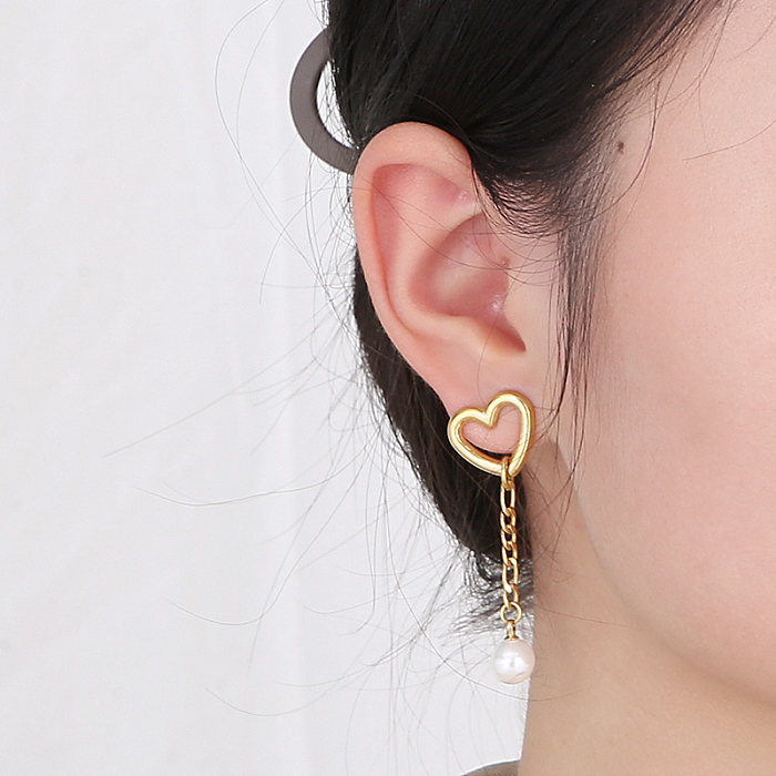 1 Paar moderne Streetwear-Ohrringe in Herzform aus Edelstahl mit Perlenbeschichtung