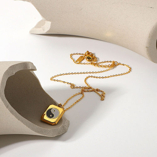 Mode 18K vergoldeter Edelstahl Schwarz Weiß Yin Yang Quadrat Anhänger Halskette Schmuck