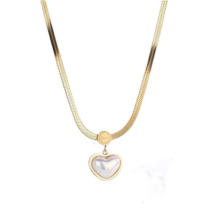 Collier avec pendentif en perles et incrustation de placage en acier inoxydable en forme de cœur, 1 pièce