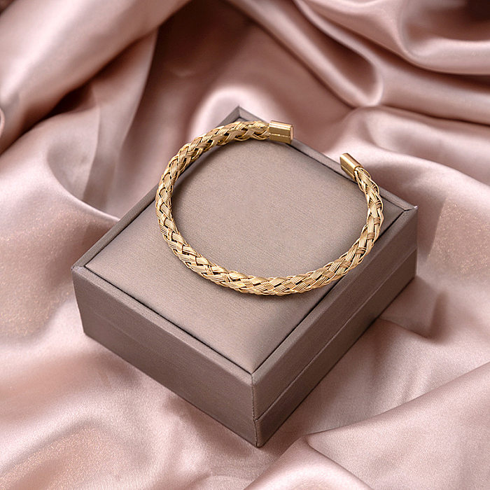 Bracelets de manchette plaqués en acier inoxydable, Style Simple en forme de cœur, couleur unie, câble torsadé