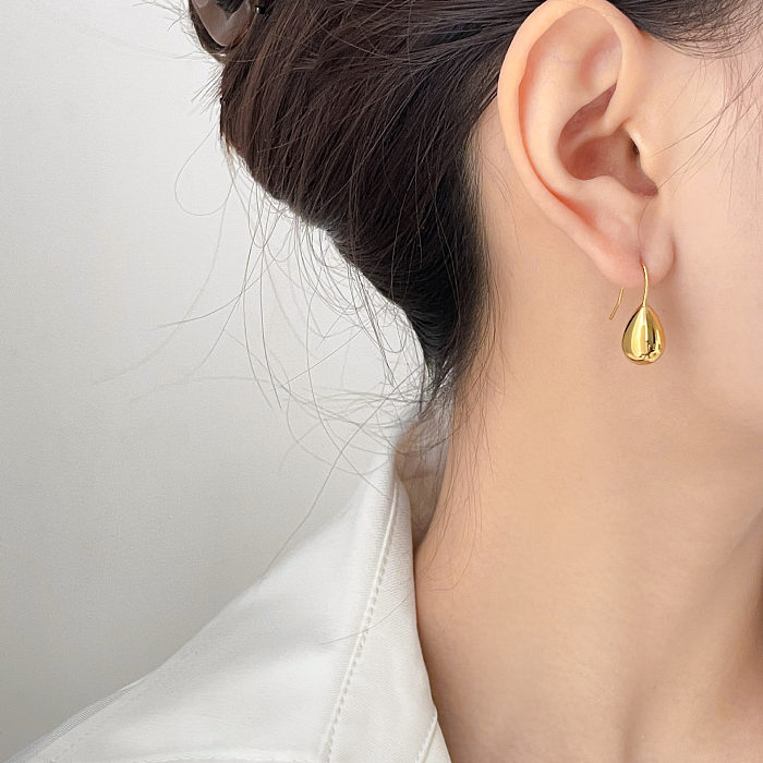 1 Paar schlichte, einfarbige Ohrhänger mit Edelstahlbeschichtung und 18-Karat-Vergoldung