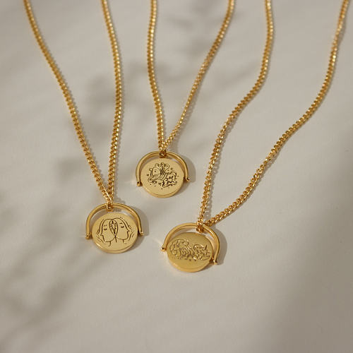 Collier avec pendentif en plaqué or 18 carats avec incrustation en acier inoxydable avec lettres de style classique rétro
