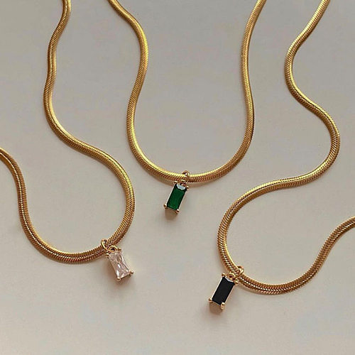Halskette mit geometrischem Retro-Anhänger aus Edelstahl mit eingelegtem Zirkon