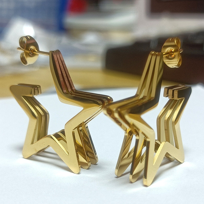 1 par casual estilo simples pentagrama chapeado aço inoxidável 18K brincos banhados a ouro