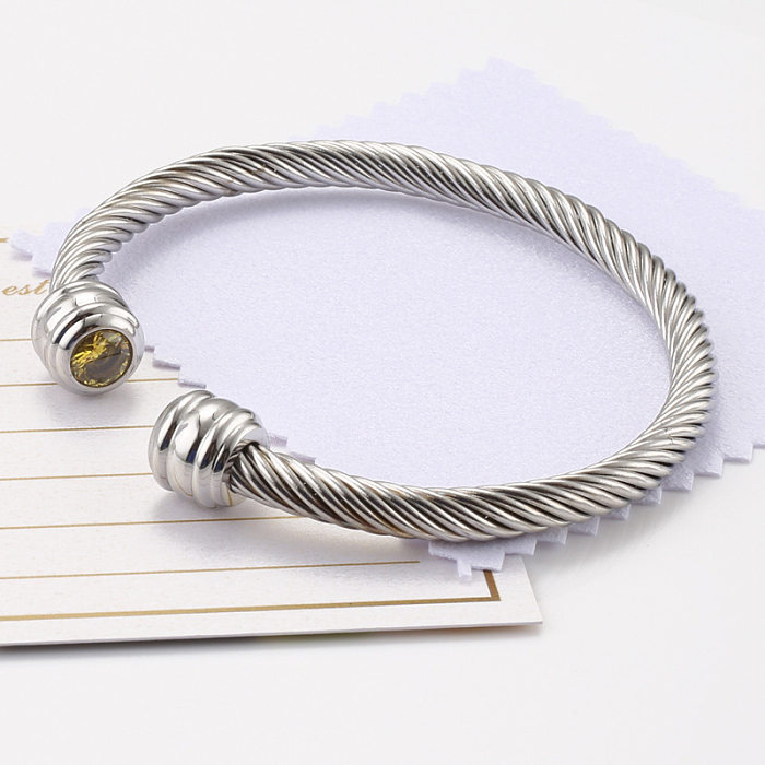 Pulsera de cuerda de alambre de acero de titanio Brazalete de circón ajustable con apertura de doce piedras natales