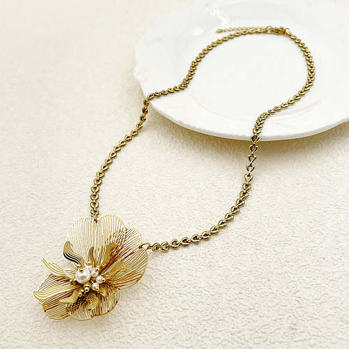 Collier pendentif plaqué or en acier inoxydable avec fleur de trajet de style romain