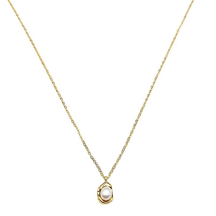 Collier avec pendentif en perles d'eau douce et incrustation de placage en acier inoxydable de couleur unie pour femme