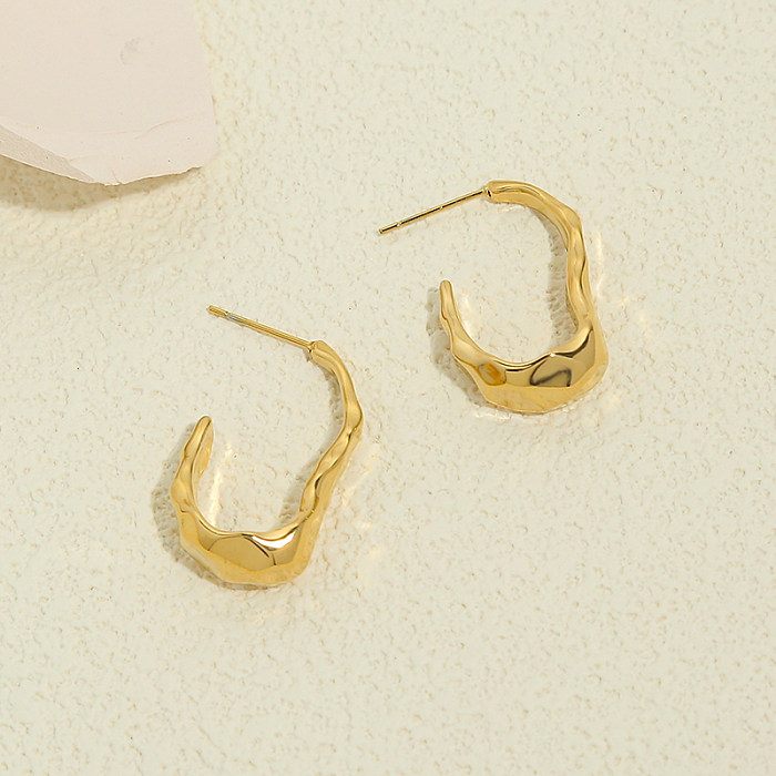 1 paire de clous d'oreilles plaqués or 18 carats, Style français, forme C, placage irrégulier, en acier inoxydable
