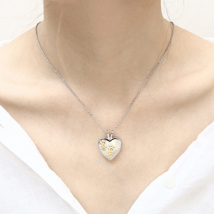 Casual Elegant Simple Style Heart Shape Stainless Steel Epoxy Pendant Necklace