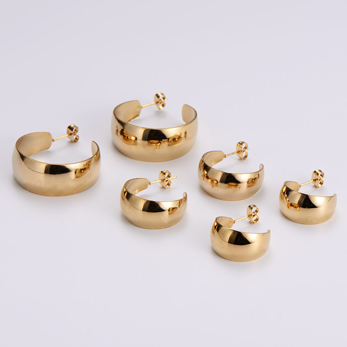 مجوهرات أوروبية وجميلة بسيطة من الفولاذ المقاوم للصدأ من الذهب عيار 18 قيراطًا كبيرة الحجم على شكل حرف C