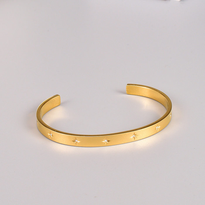 Brazalete de circón chapado en oro y acero de titanio con estrella circular de estilo simple, 1 pieza