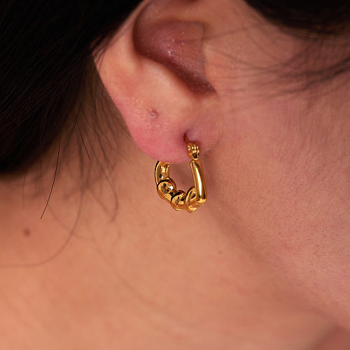 1 Paar süße herzförmige Edelstahl-Ohrringe mit 18-Karat-Vergoldung