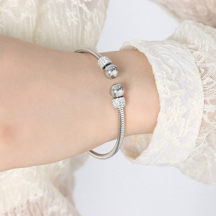 Brazalete de anillos de chapado de acero de titanio con hilo de Color sólido estilo Simple estilo vintage