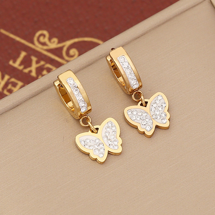 1 Paar modische herzförmige Schmetterlings-Ohrringe mit Edelstahlbeschichtung und Zirkon