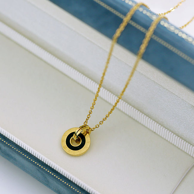 Casual Simple Style Round Stainless Steel  Plating Inlay Shell 18K Gold Plated Pendant Necklace