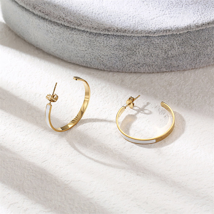 1 par de brincos de orelha banhados a ouro 14K em forma de C, estilo simples e bonito, revestimento epóxi