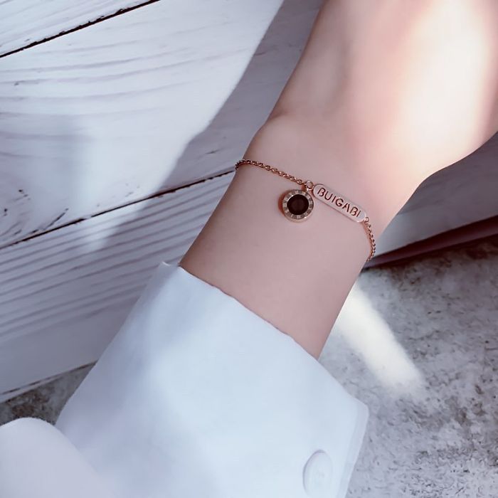 Bracelets en Zircon incrustés d'acier et de titane en forme de cœur arc-en-ciel Streetwear