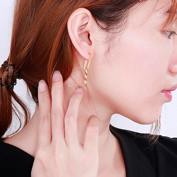 Boucles d'oreilles en acier inoxydable à coutures métalliques simples européennes et américaines