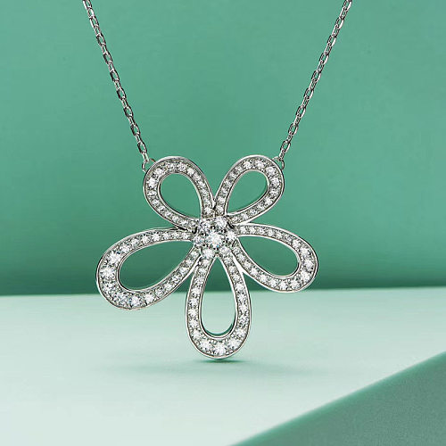 Elegant Flower Stainless Steel  Inlay Zircon Necklace
