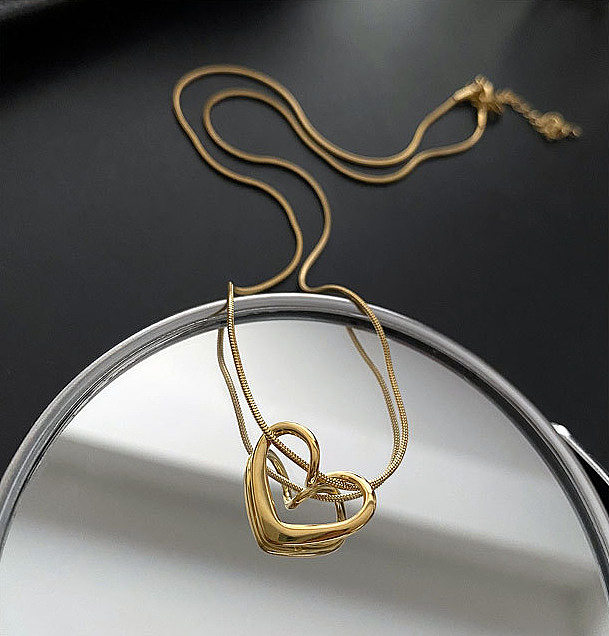 Modische herzförmige Halskette mit eingelegtem Goldanhänger aus Edelstahl, 1 Stück