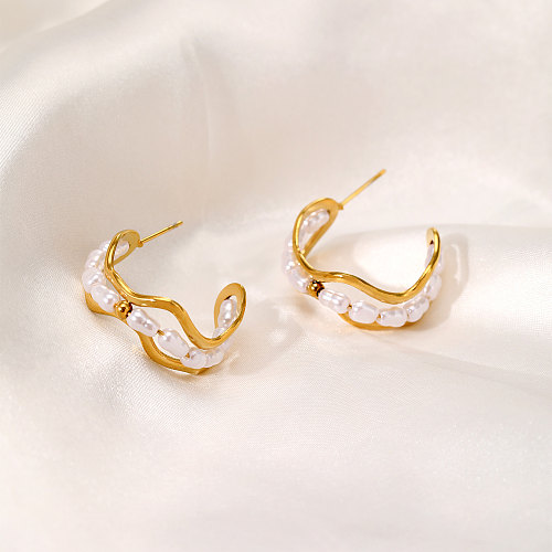 1 Paar elegante, schlichte, runde, asymmetrische, plattierte Inlay-Ohrringe aus Edelstahl mit Perle und 18-Karat-Vergoldung
