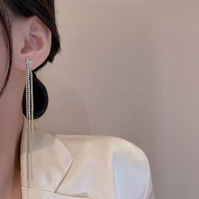 1 Paar schlichte, glänzende Quasten-Inlay-Ohrringe aus Edelstahl mit Strasssteinen