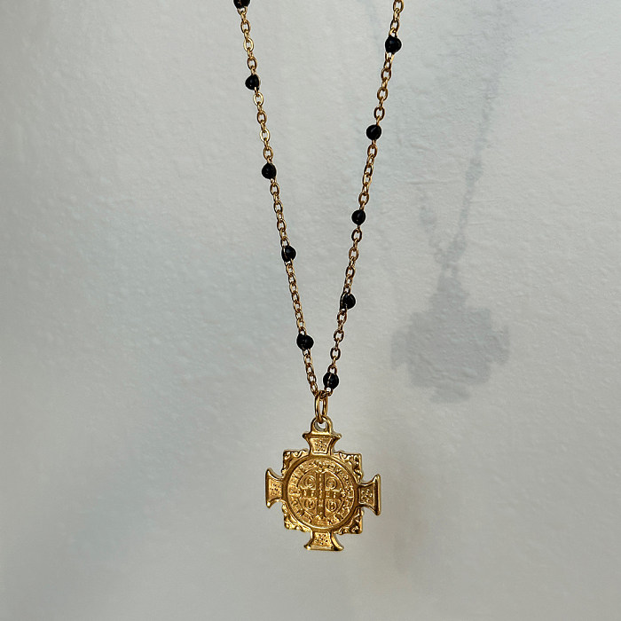 Collier pendentif décontracté en forme de croix conque plaqué or en acier inoxydable