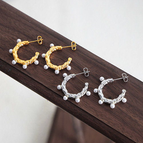 1 par de pendientes elegantes chapados en forma de C de estilo moderno con perlas de imitación de acero inoxidable chapados en oro de 18 quilates