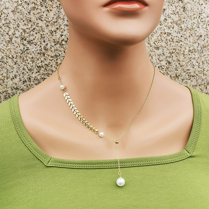 Collier avec pendentif en perles artificielles, Style Simple, feuille en acier inoxydable, incrustation, 1 pièce