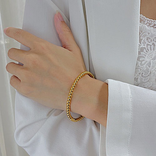 Bracelet perlé en acier titane de couleur unie de style simple