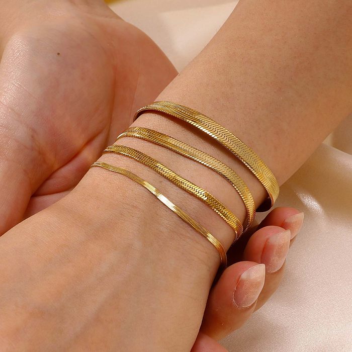 IG Style Classic Style Solid Color Stainless Steel 18K Gold Plated Bracelets In Bulk