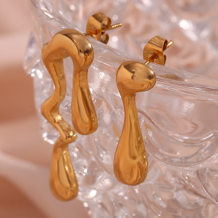1 par de brincos artísticos assimétricos revestidos de aço inoxidável banhados a ouro 18K