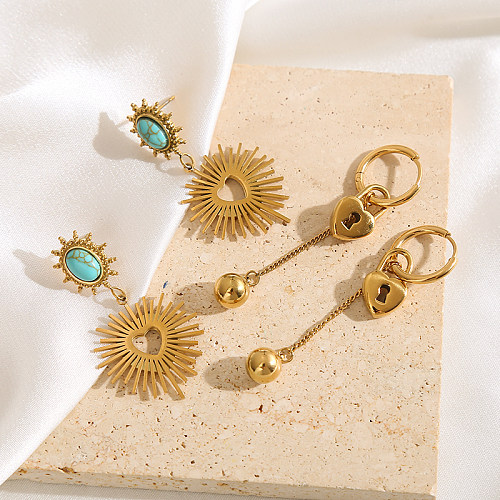 1 par de bonitos y lujosos pendientes colgantes chapados en forma de corazón de Reina con incrustaciones talladas de acero inoxidable chapado en oro turquesa