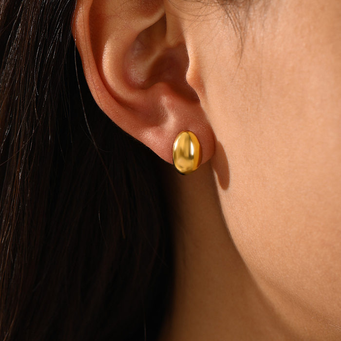 Clous d'oreilles plaqués or en acier inoxydable en forme de C de style simple, 1 paire