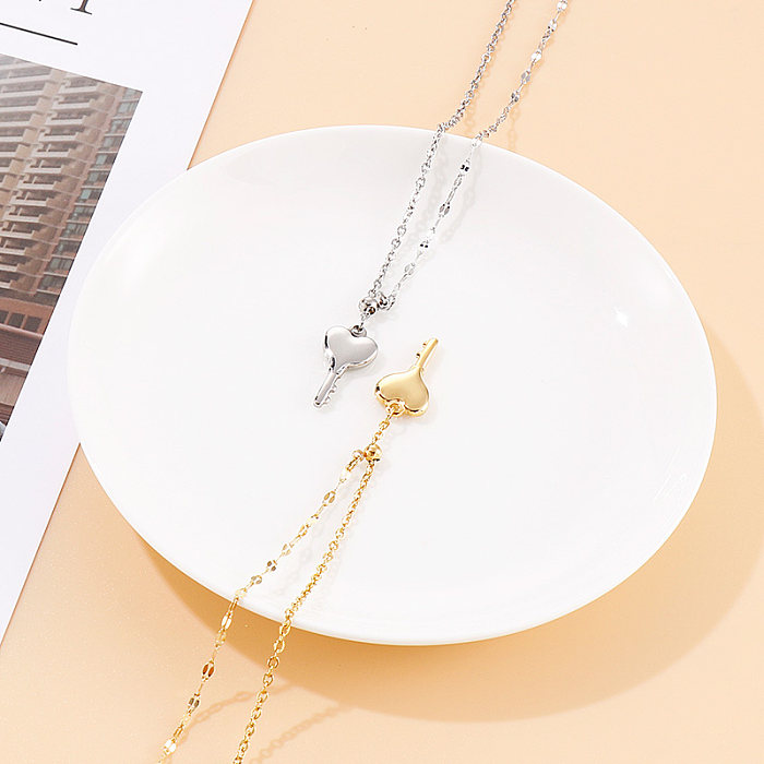 Simple Style Classic Style Heart Shape Stainless Steel  18K Gold Plated Necklace In Bulk