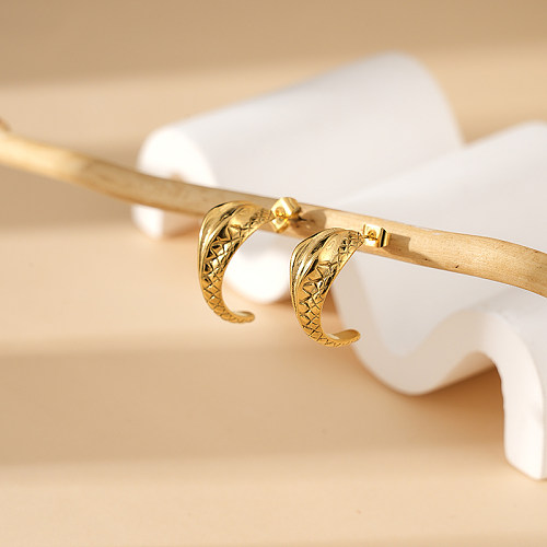 1 par de brincos de orelha banhados a ouro de aço inoxidável estilo clássico de férias