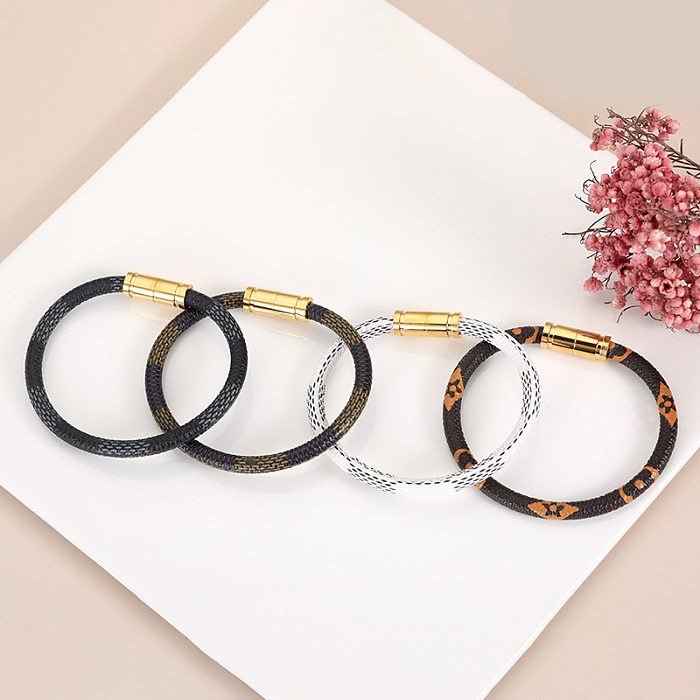 Bracelets en cuir Pu en acier inoxydable, couleur unie, style simple, vente en gros