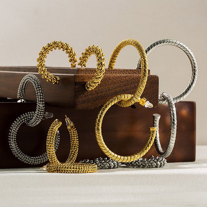 1 par estilo vintage estilo simples em forma de C semicírculo brincos banhados a ouro de aço inoxidável