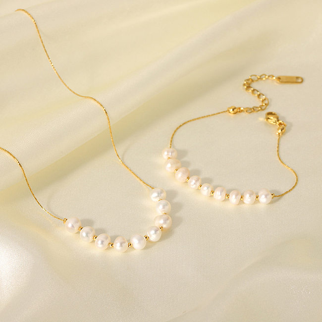 Damen-Halskette aus einfarbigem Edelstahl mit Süßwasserperlen und Perlenbeschichtung, 18 Karat vergoldet