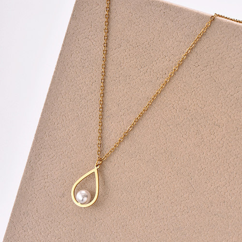 Collar con colgante chapado en oro de 14 quilates con incrustaciones de perlas artificiales de acero inoxidable con gotas de agua de estilo simple y elegante