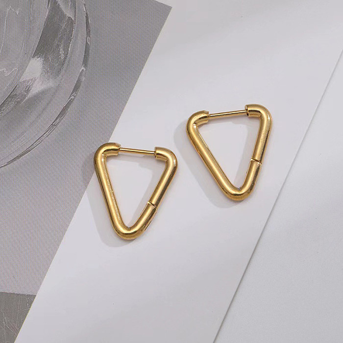 1 Paar schlichte, dreieckige Edelstahl-Ohrringe mit 18-Karat-Vergoldung